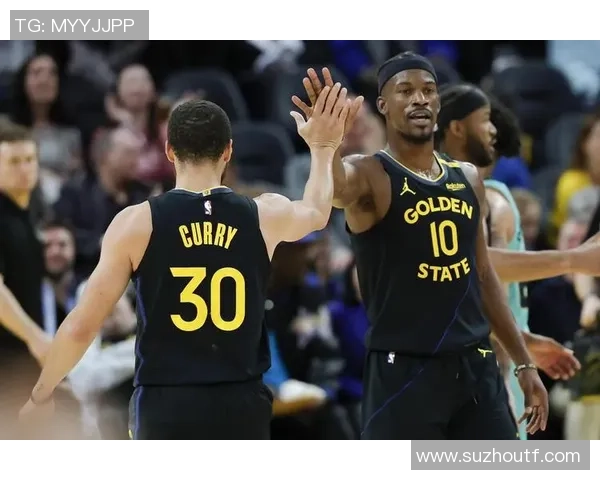 勇士与开拓者激战四月十七日NBA季后赛精彩回顾与分析