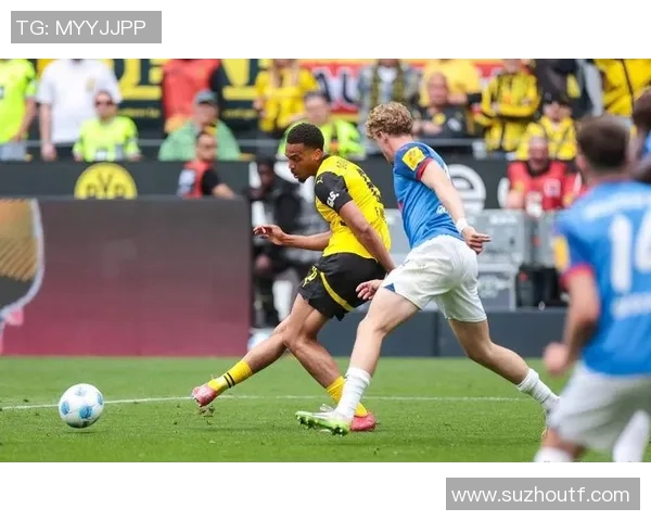 多特蒙德球迷暴力事件引发欧冠禁赛与重罚50万欧元的严厉惩罚 多特蒙德球迷暴力事件引发欧冠禁赛与重罚50万欧元的严厉惩罚