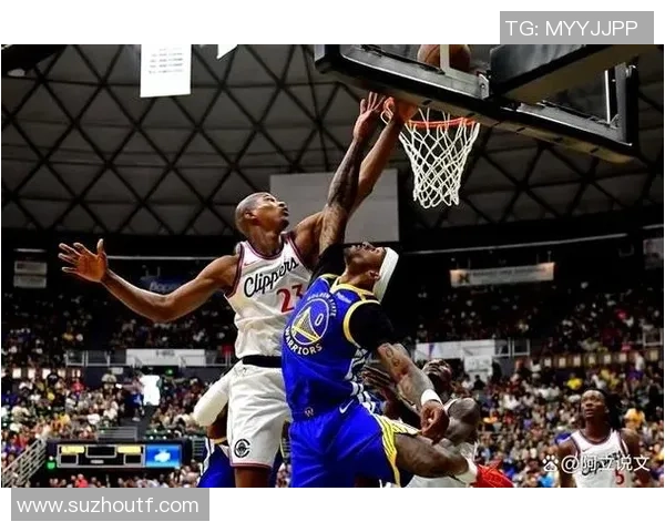 湖人队与布鲁克林篮网激战正酣谁将赢得这场巅峰对决